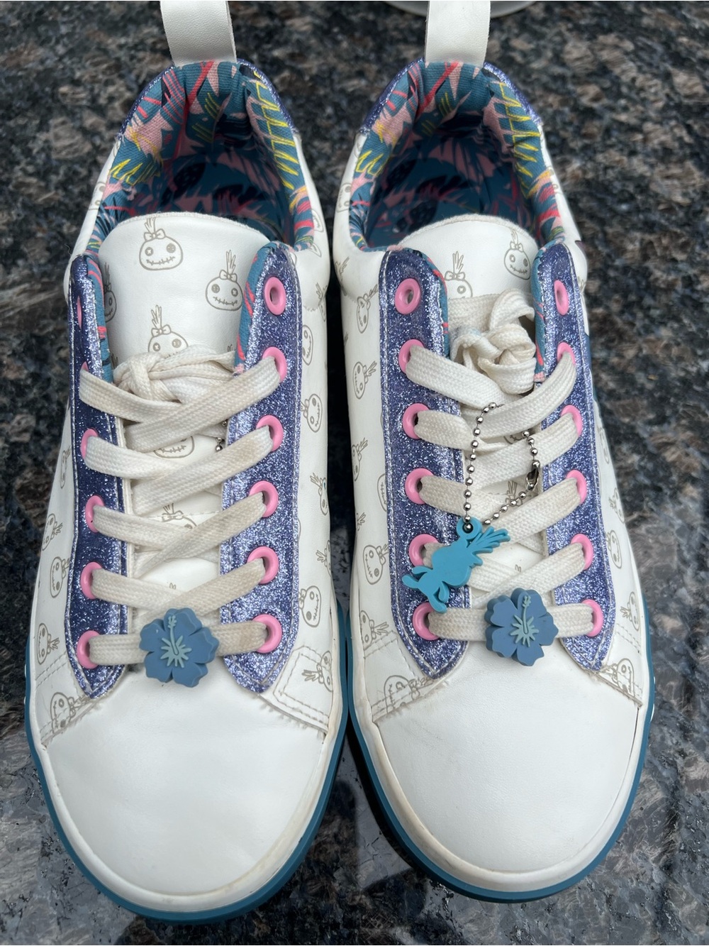 Disney Lilo & Stitch Sneakers Shoes Womens Size 8